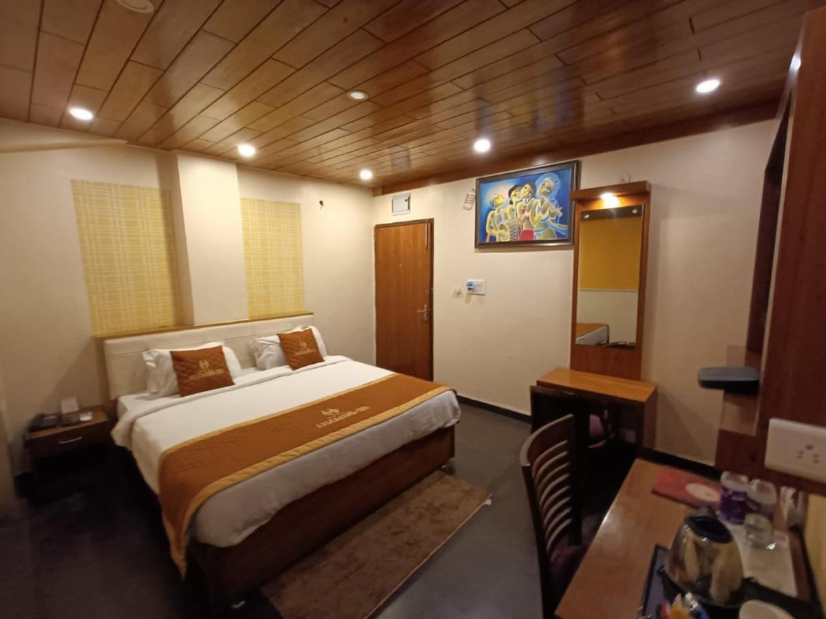 Aalcajars Inn Patna  Extérieur photo