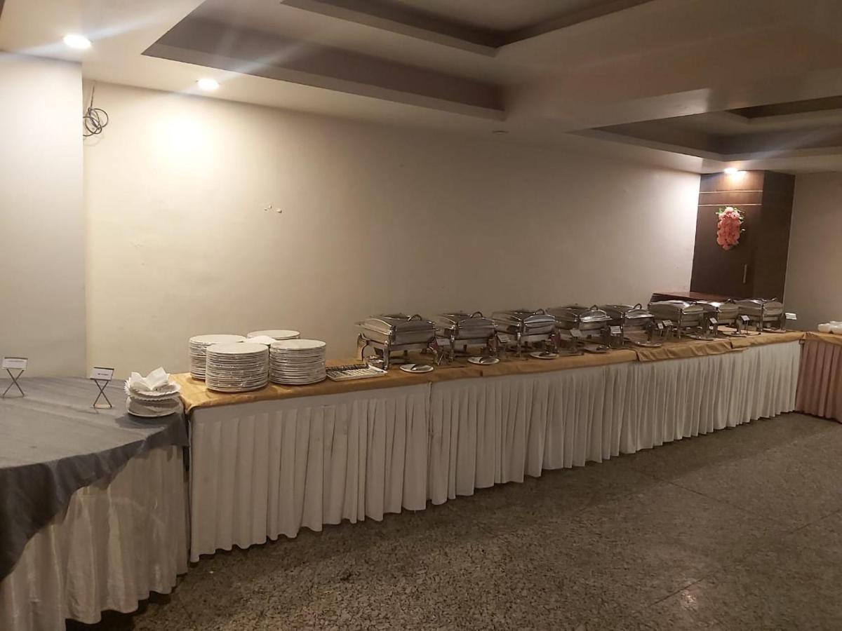 Aalcajars Inn Patna  Extérieur photo